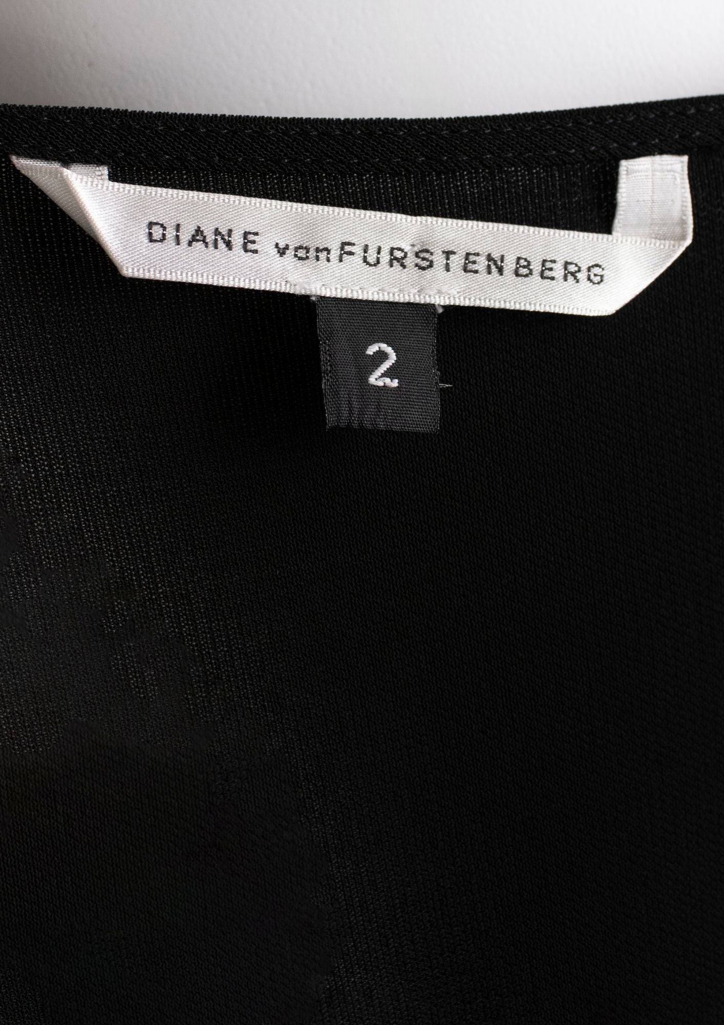 Diane Von Furstenberg Black & Gold Dress - Reloved - Timeless Styles