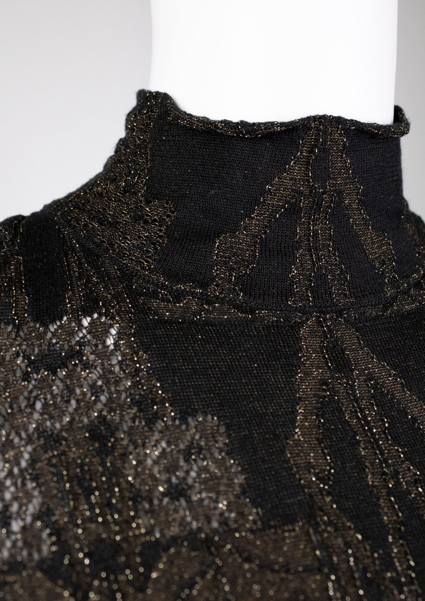 Akris High Neck Top - Reloved - Timeless Styles