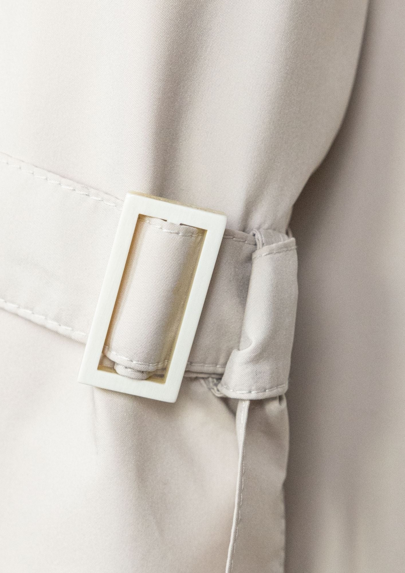 Loro Piana Trench Coat - Reloved - Timeless Styles