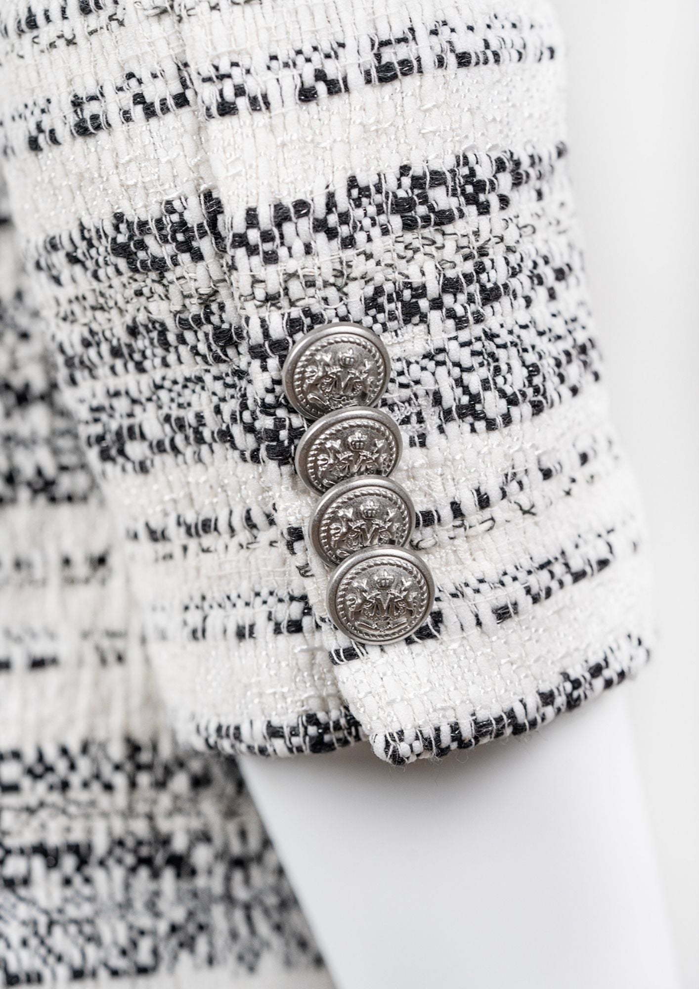 Max&Moi Paris White & Black Blazer - Reloved - Timeless Styles