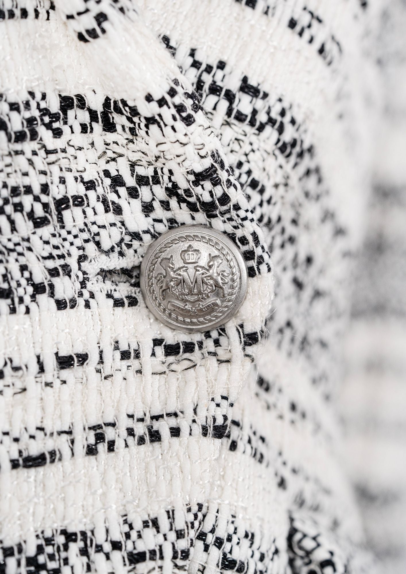 Max&Moi Paris White & Black Blazer - Reloved - Timeless Styles